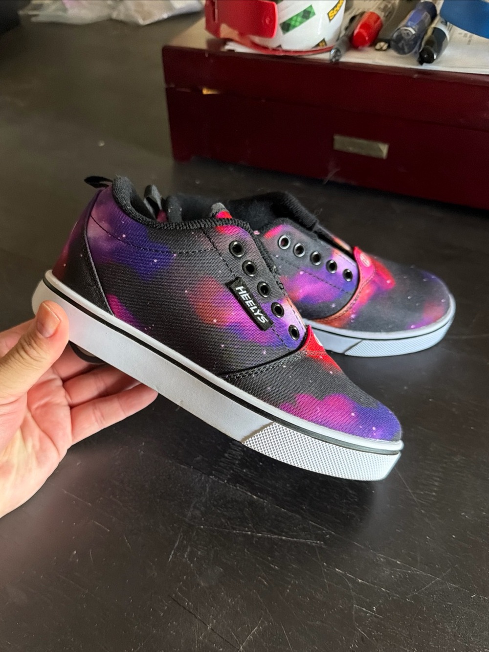 Heelys Kids Galaxy Canvas Skate Shoe - Black/Purple/Pink Sz 2Y